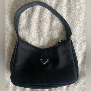 Faux Prada hand bag